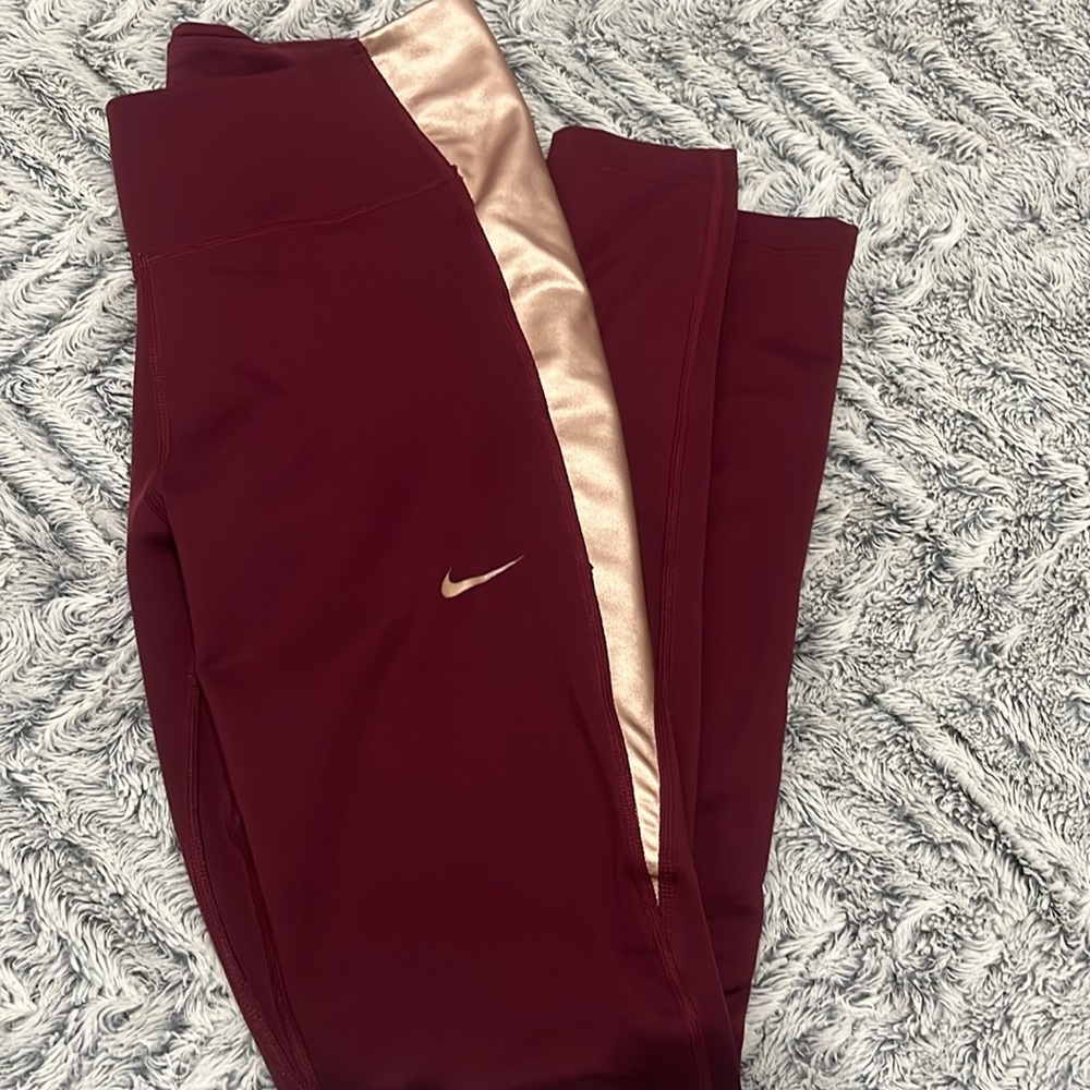 Nike dri fit burgundy and rose leggings